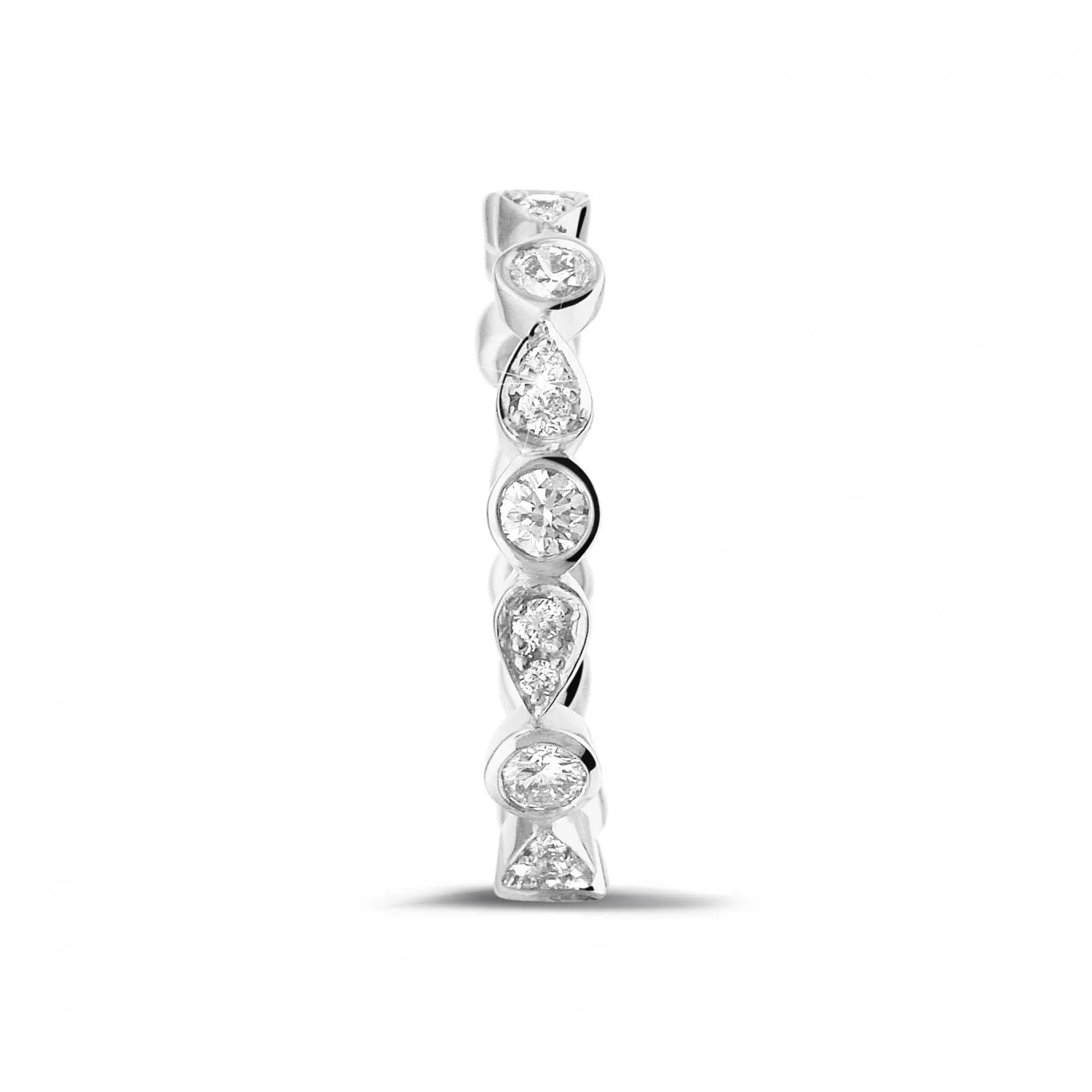 0.50 quilates alianza de combinación de diamantes en platino con diseño de pera 