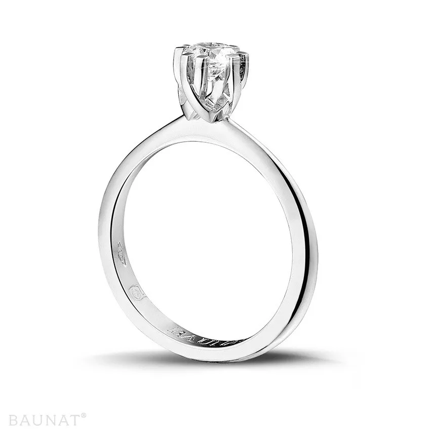 0.50 quilates anillo solitario diamante diseño en platino con ocho garras 