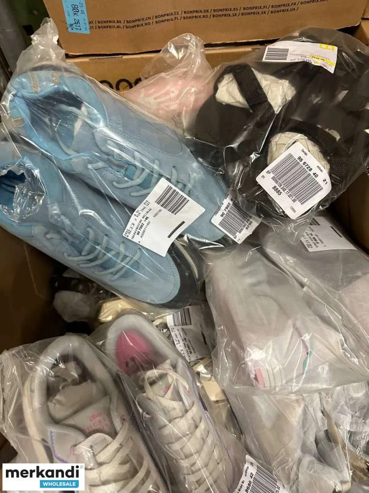 4 € Por par, stock restante A ware mix palets de cartón para hombre, Liquidación, Venta al por mayor, mujer, hombre, zapatos