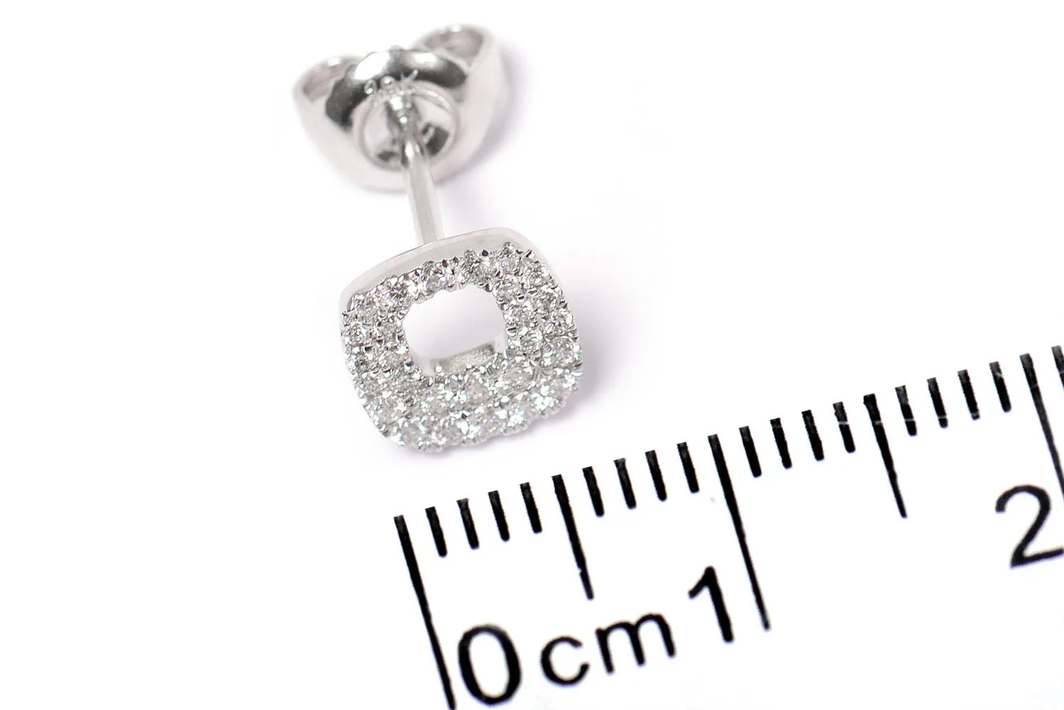 ARETES PETITE 