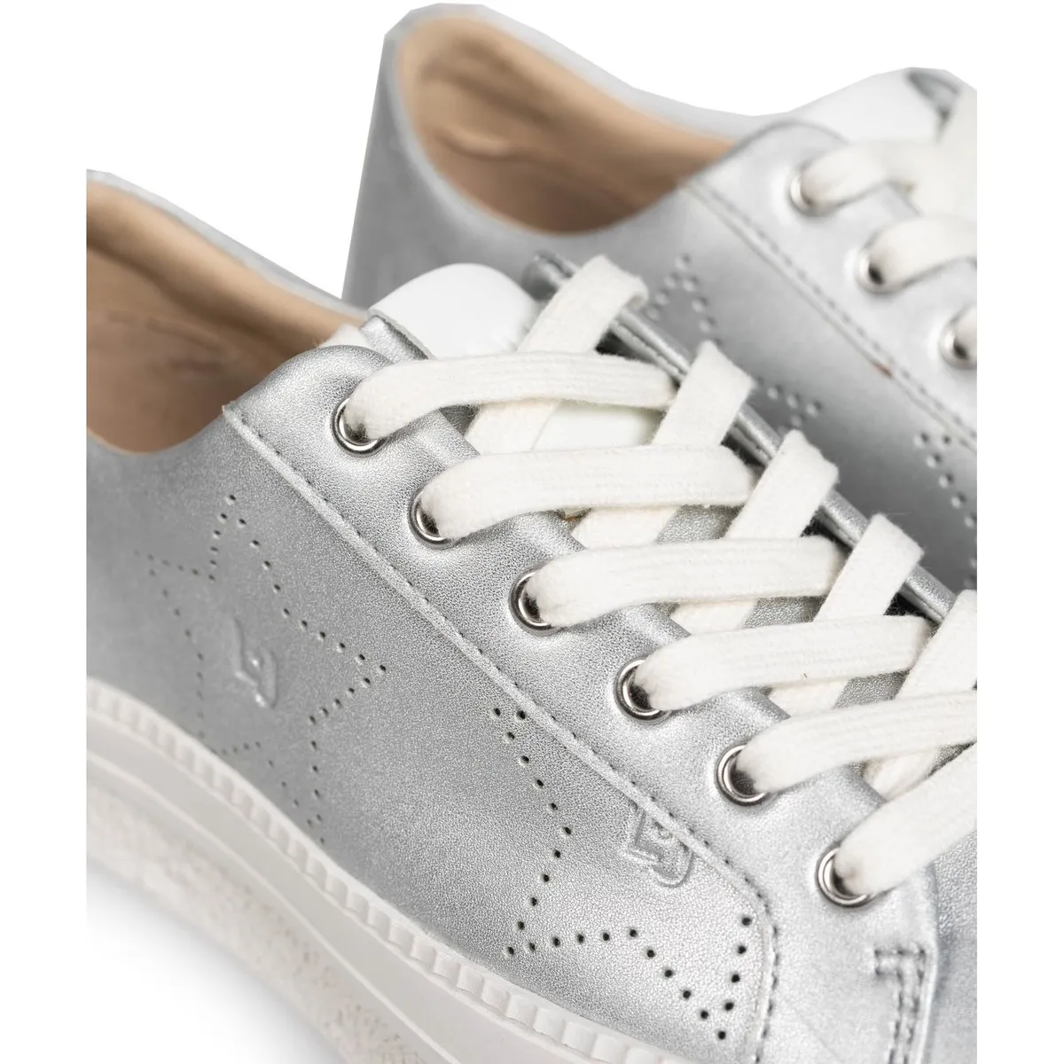 BA0055 EX040 | Nettie