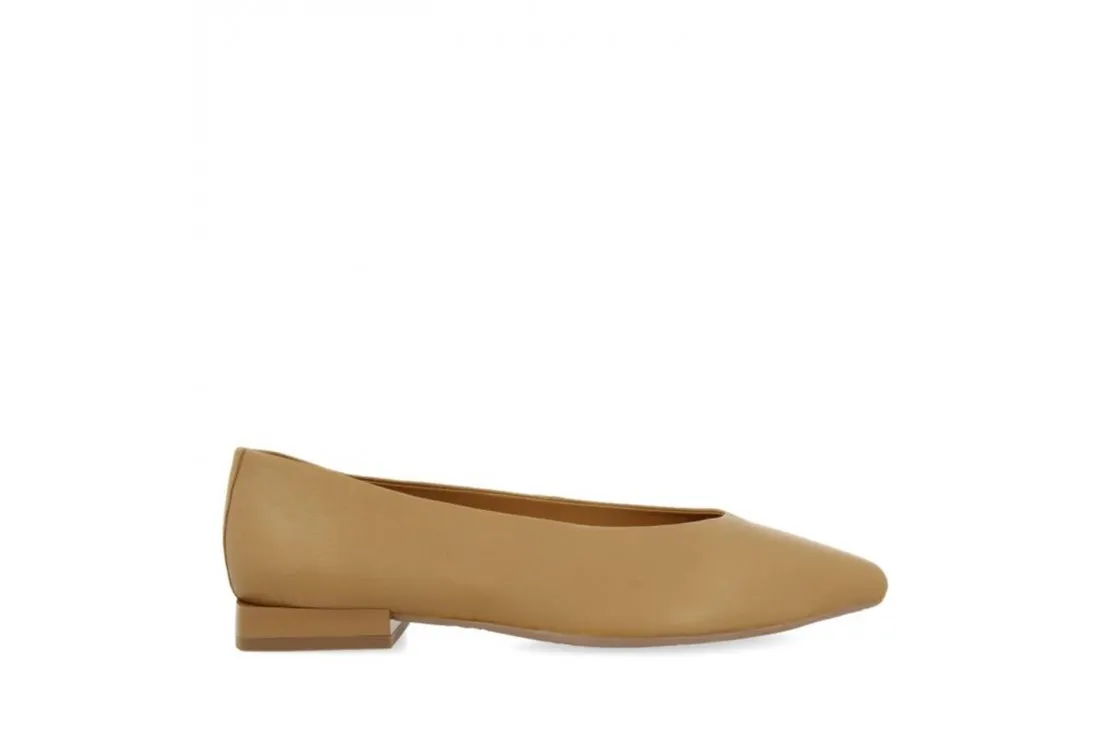 BAILARINAS CAMEL DE PUNTA FINA PARA MUJER WELFRANGE