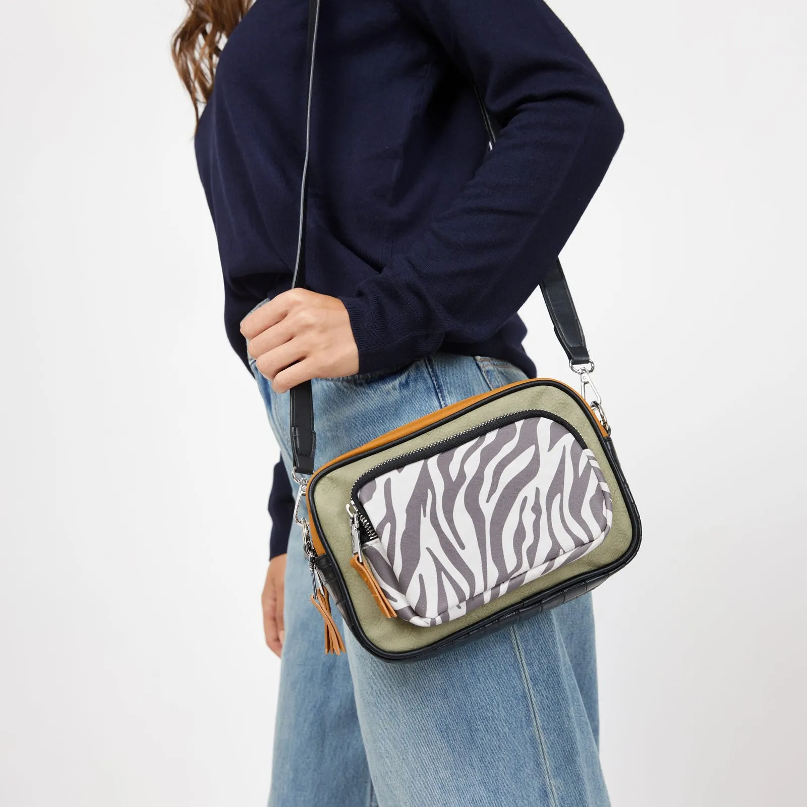 Belenos bolso bandolera con estampado animal print
