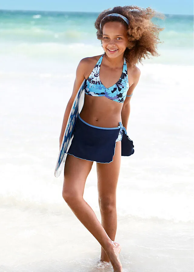 BIKINI + FALDA DE POLIAMIDA RECICLADA  PARA NIñAS (3 UNIDADES) AZULBLANCO CON DISEñO BATIK