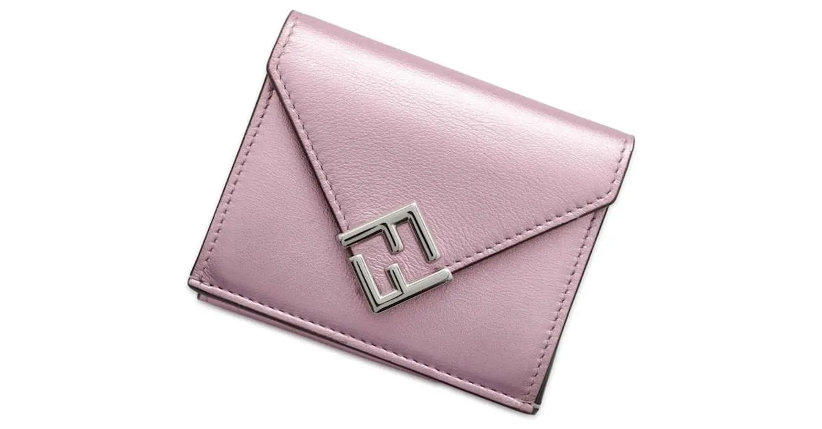 Billetera Fendi de tres pliegues en rosa 
