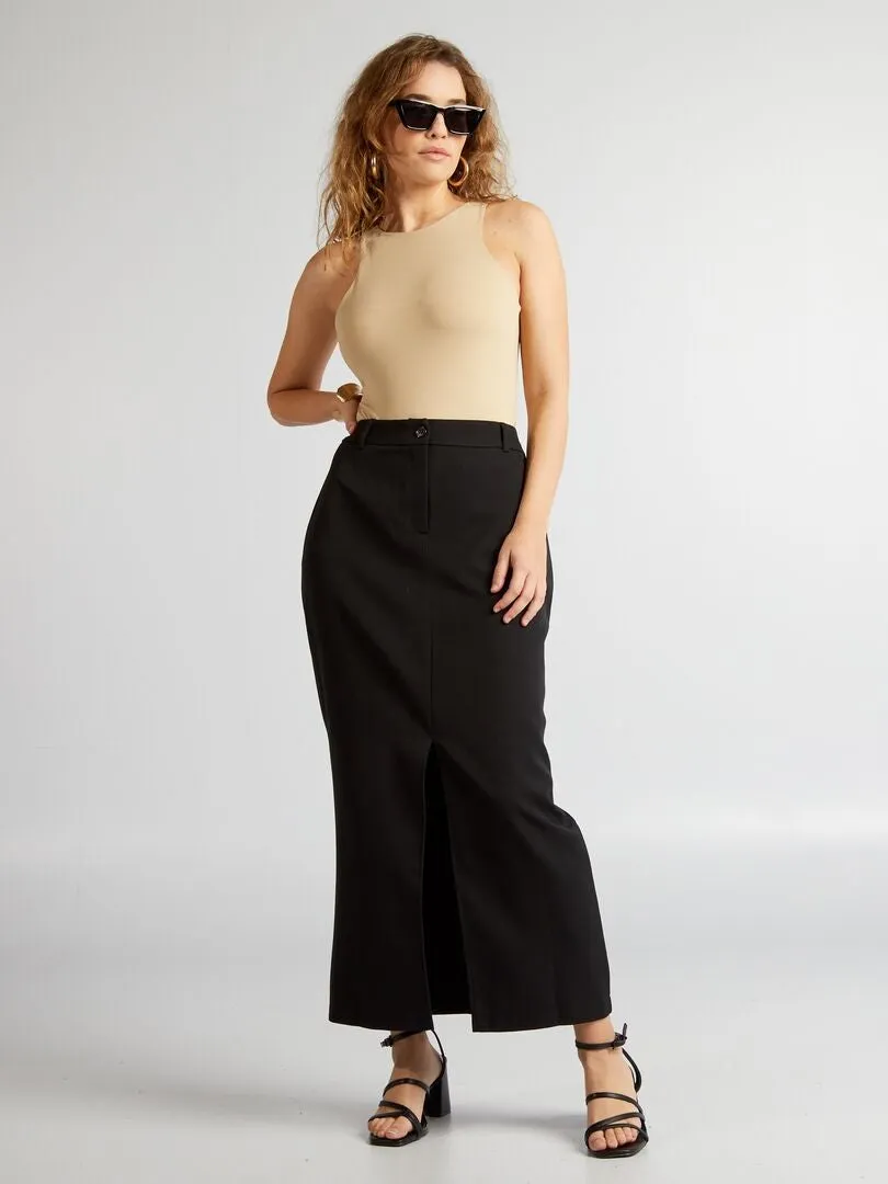 BODY ELáSTICO LISO CON CUELLO REDONDO  BEIGE