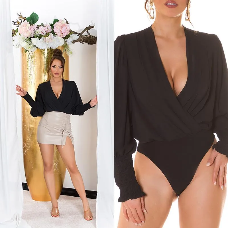Body negro con manga larga y cuello V 