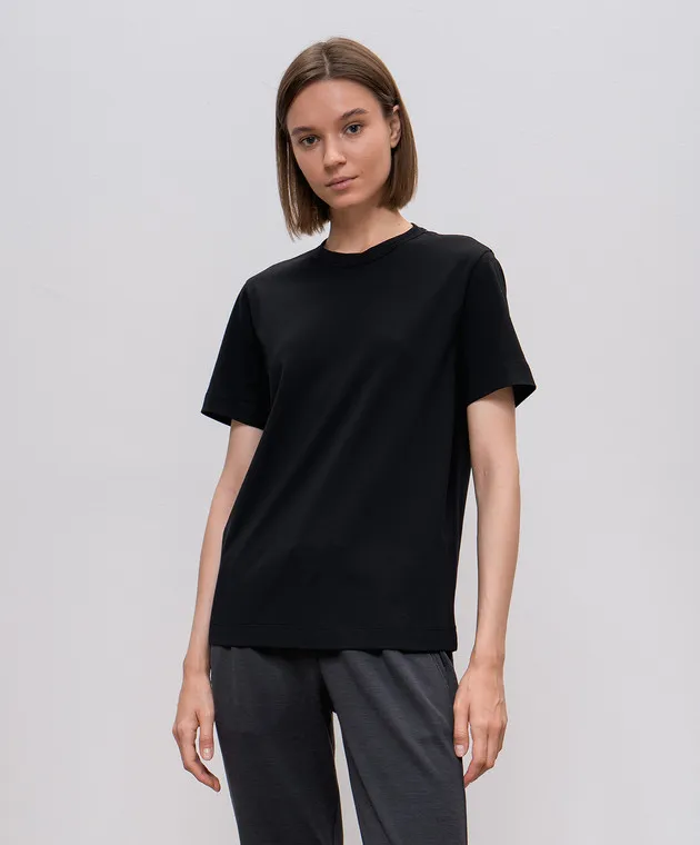 BRUNELLO CUCINELLI BLACK TSHIRT WITH MONIL LACE