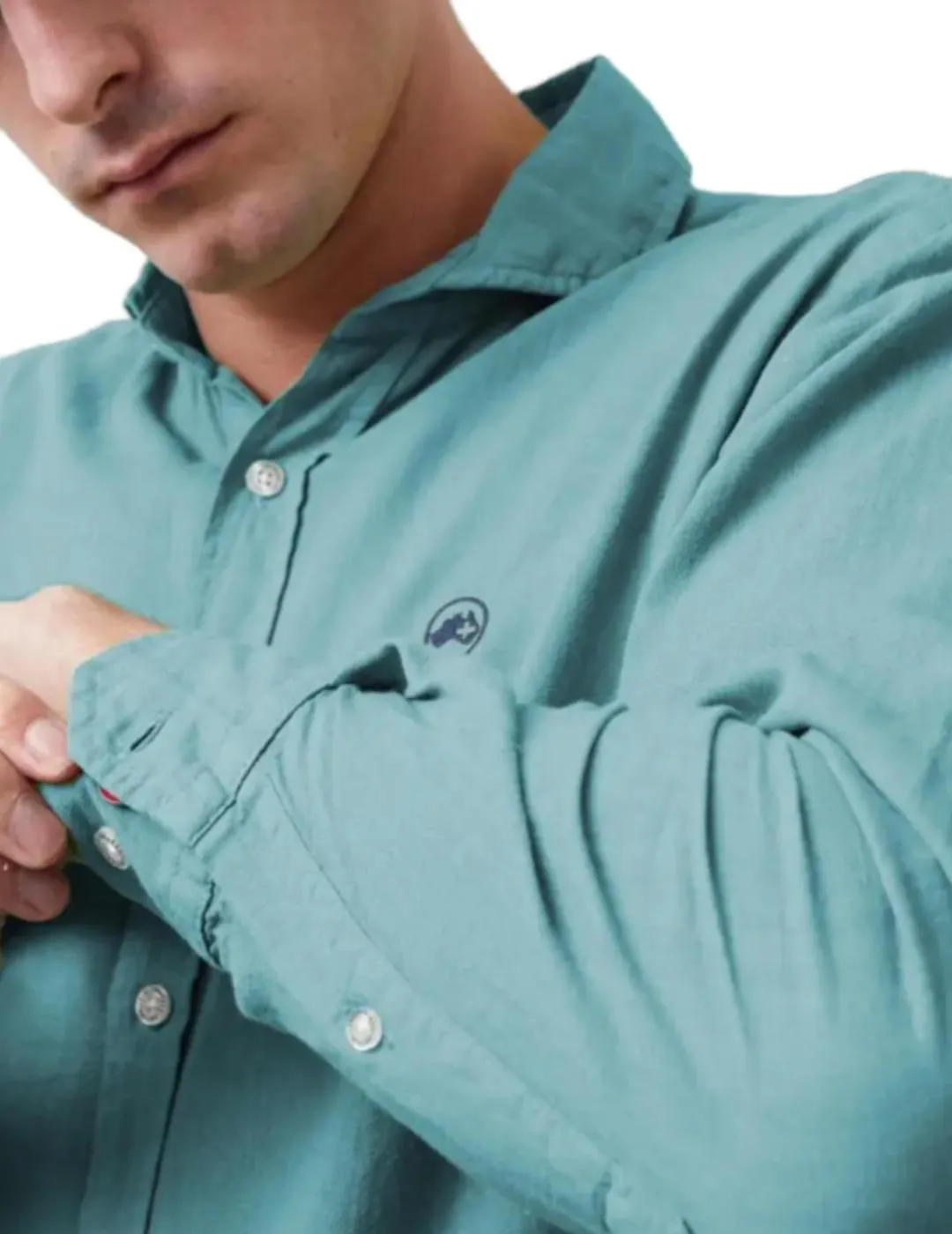 Camisa Altonadock turquesa de lino Regular fit para hombre