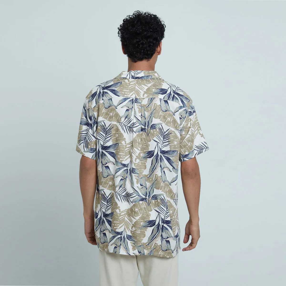 Camisa Con Estampado Tropical