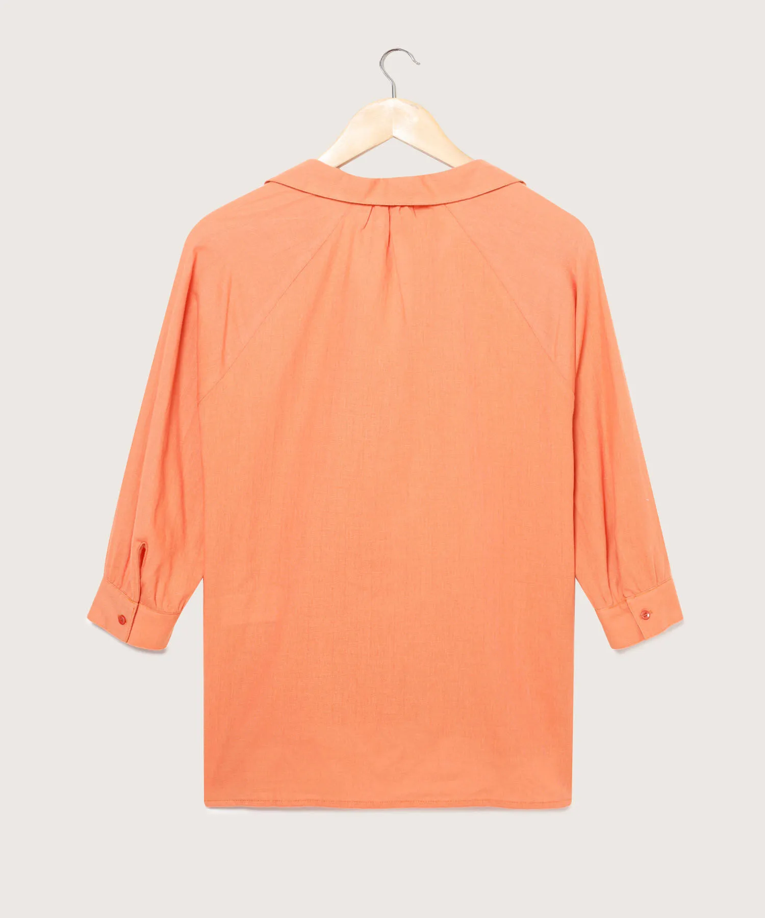 CAMISA MANGA TRES CUARTOS CON PU&NTILDE;O UNICOLOR