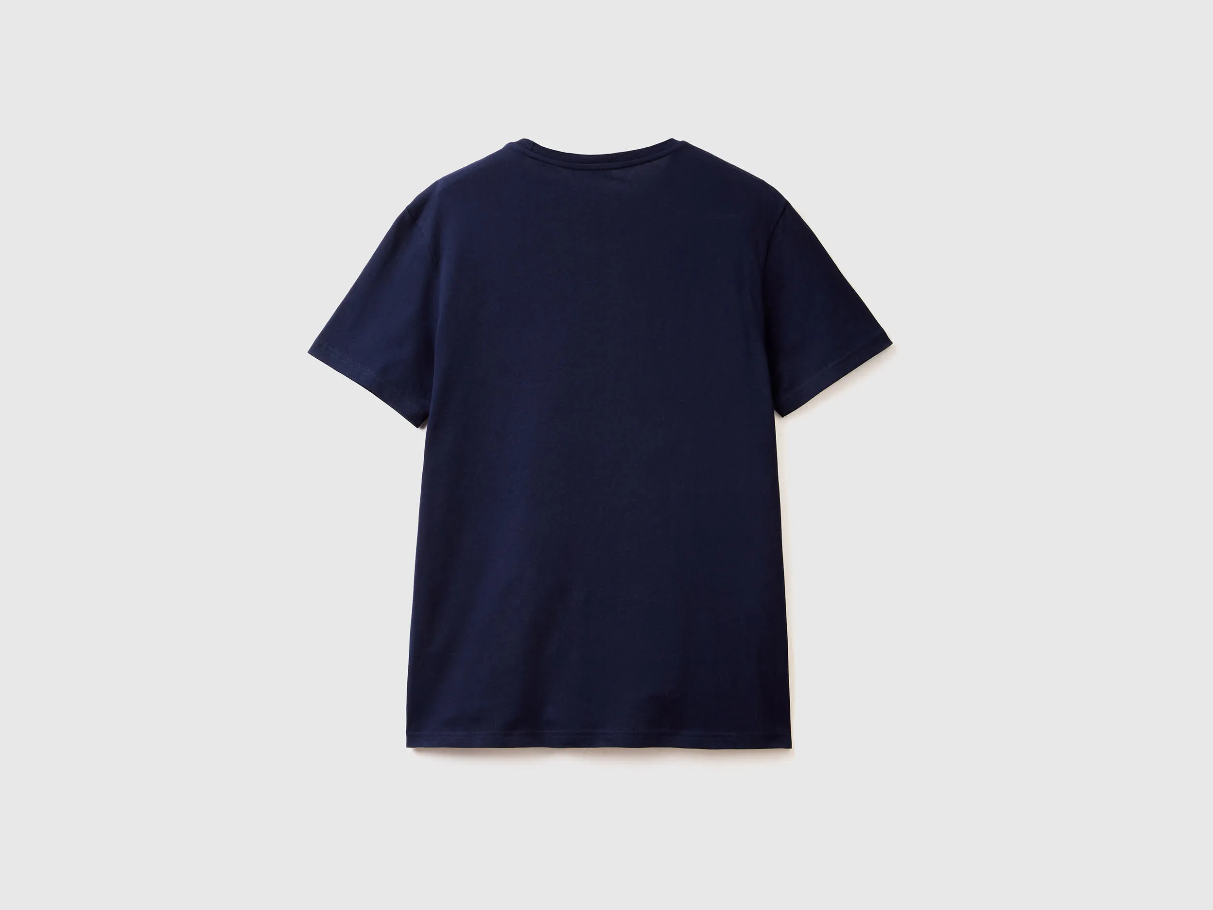 Camiseta azul oscuro