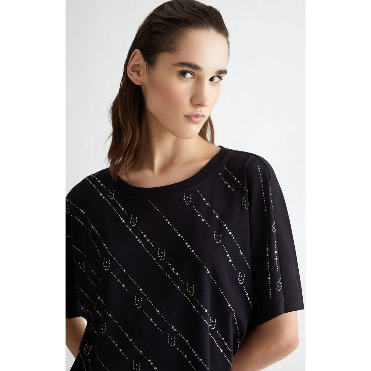 Camiseta con strass