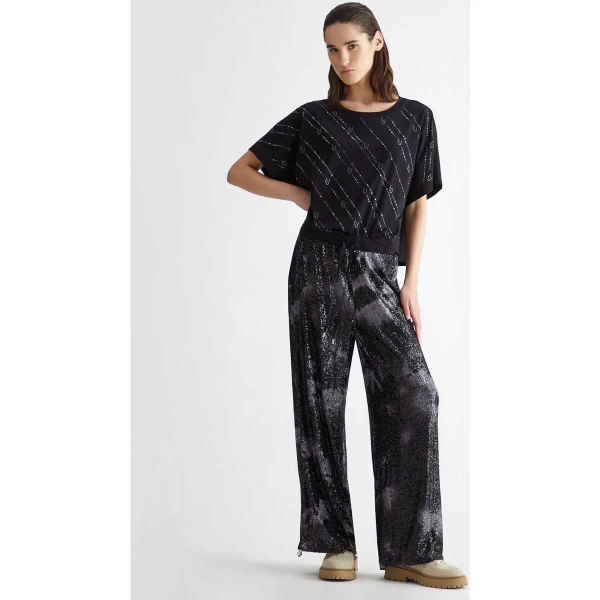 Camiseta con strass