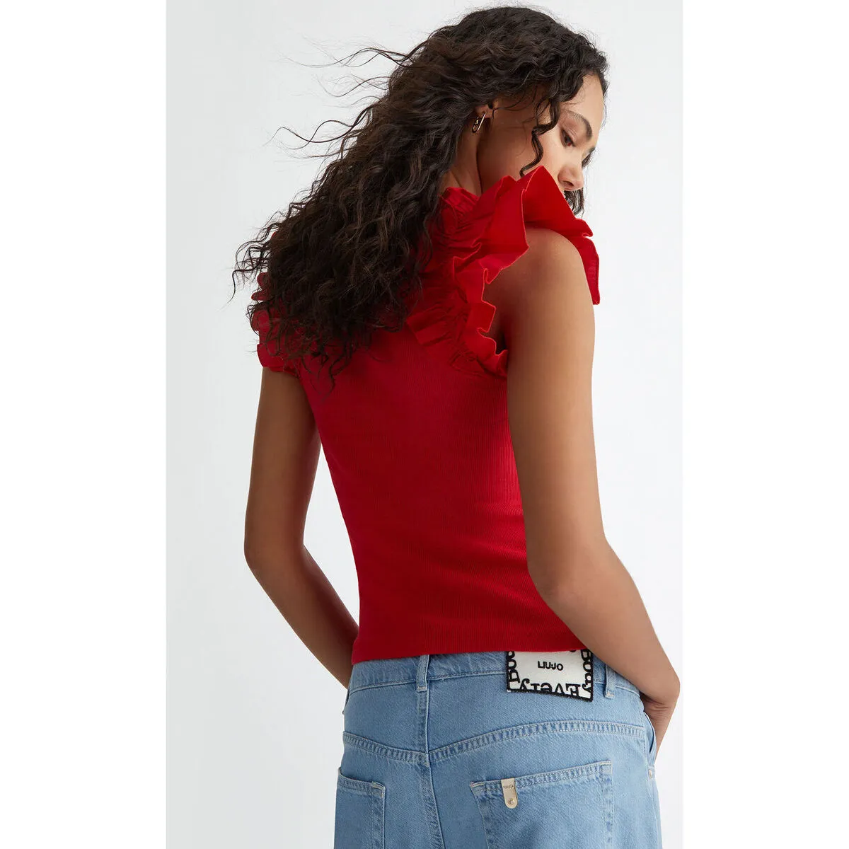 Camiseta con volantes