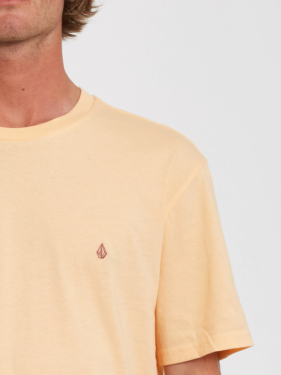 Camiseta Hombre VOLCOM manga corta básica STONE BLANKS – CREAM BLUSH Ref. A3512056_CBS crema