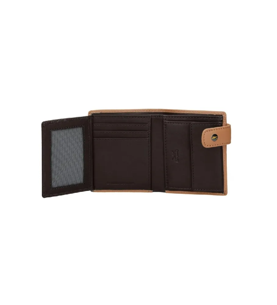 Cartera Switch vertical con cierre de click marrón