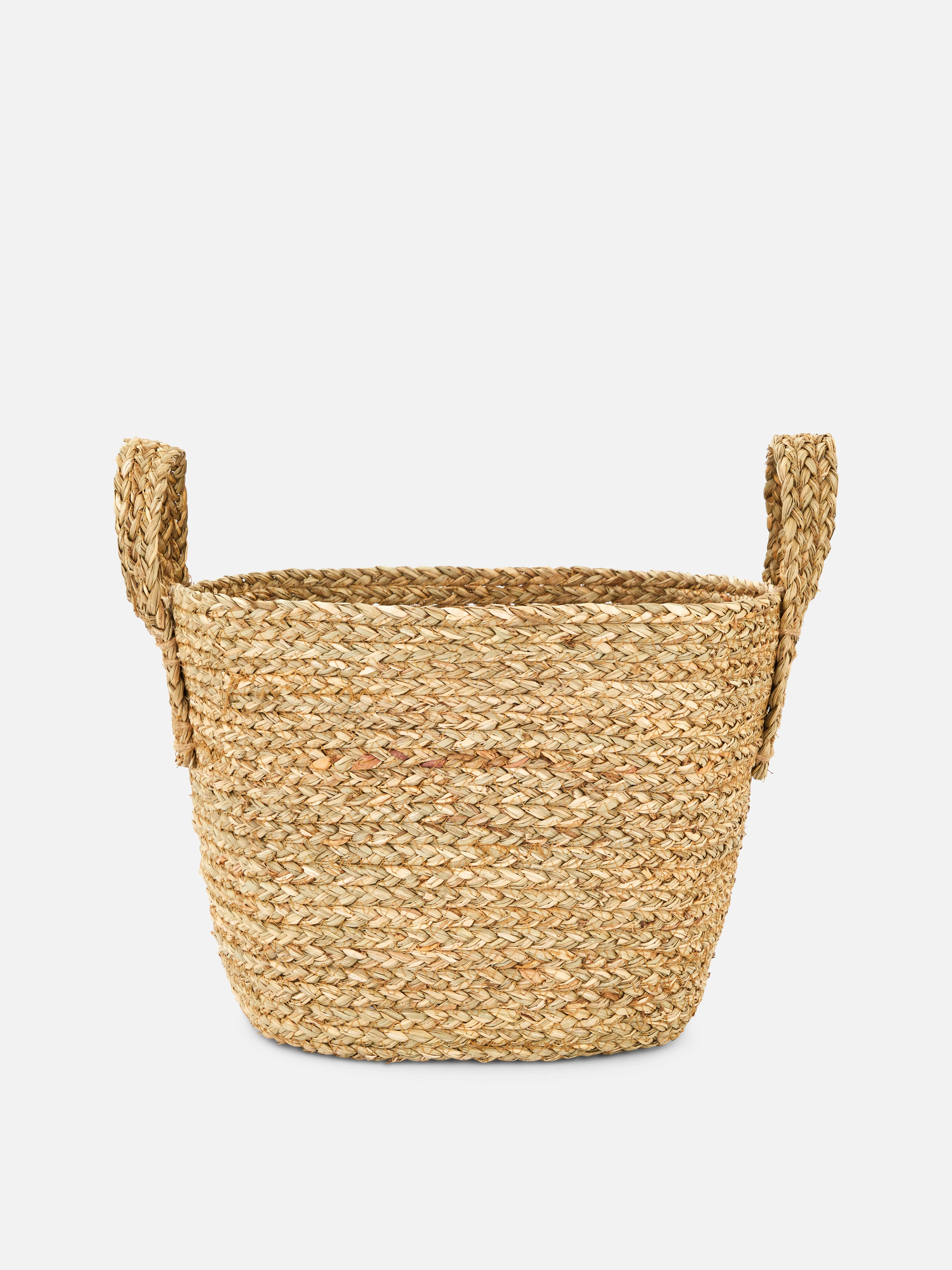 Cesta tejida con dos asas