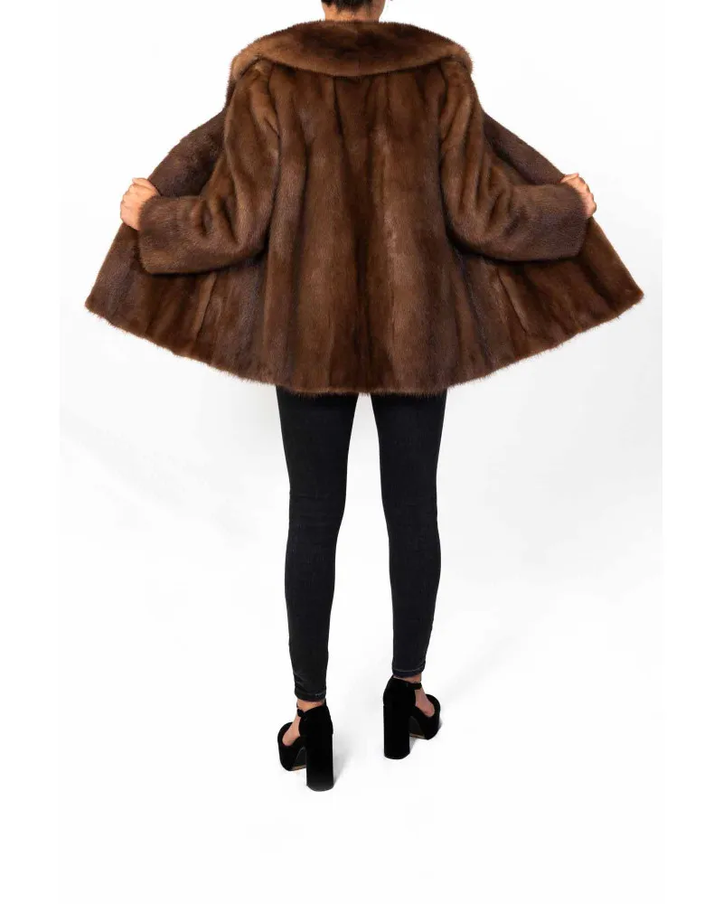 chaqueta de pelo marrón