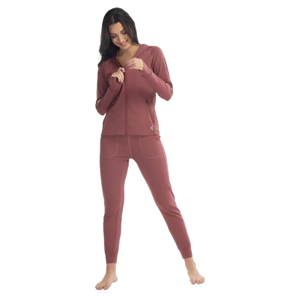 Chaqueta deportiva con cierre y capucha