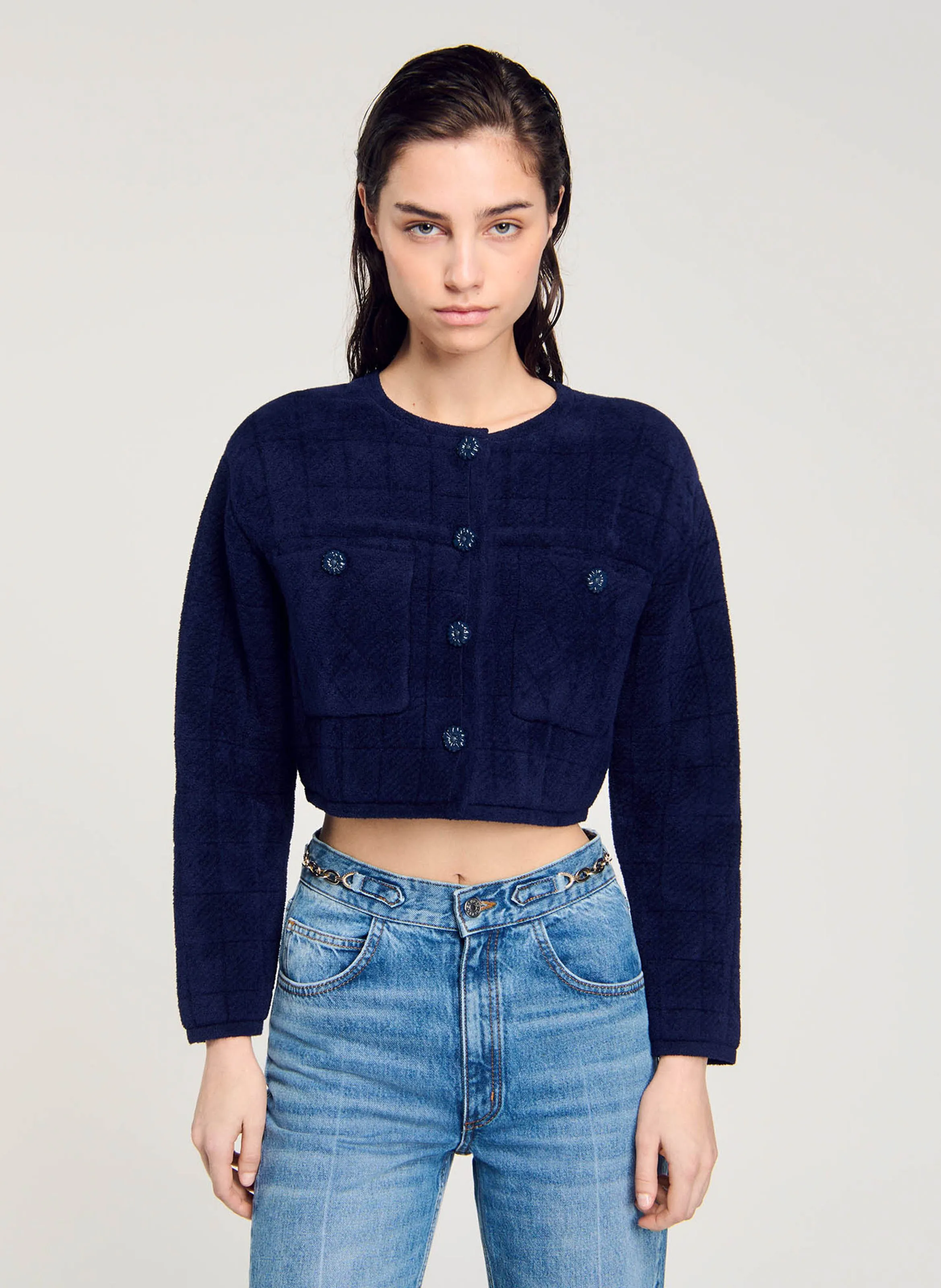 Chaqueta recta de punto con cuello redondo. en azul