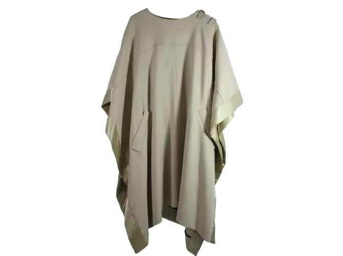Chloé capa Beige 