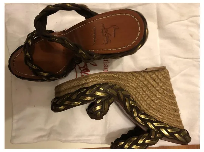 Christian Louboutin Sandalias Marrón oscuro 