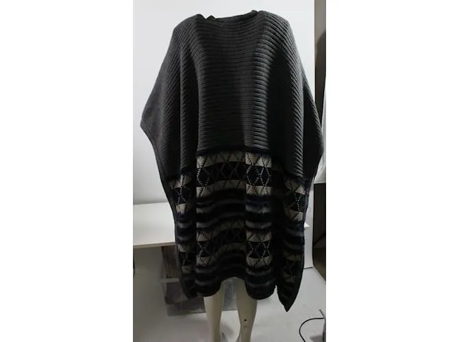 Dagmar capa Gris 