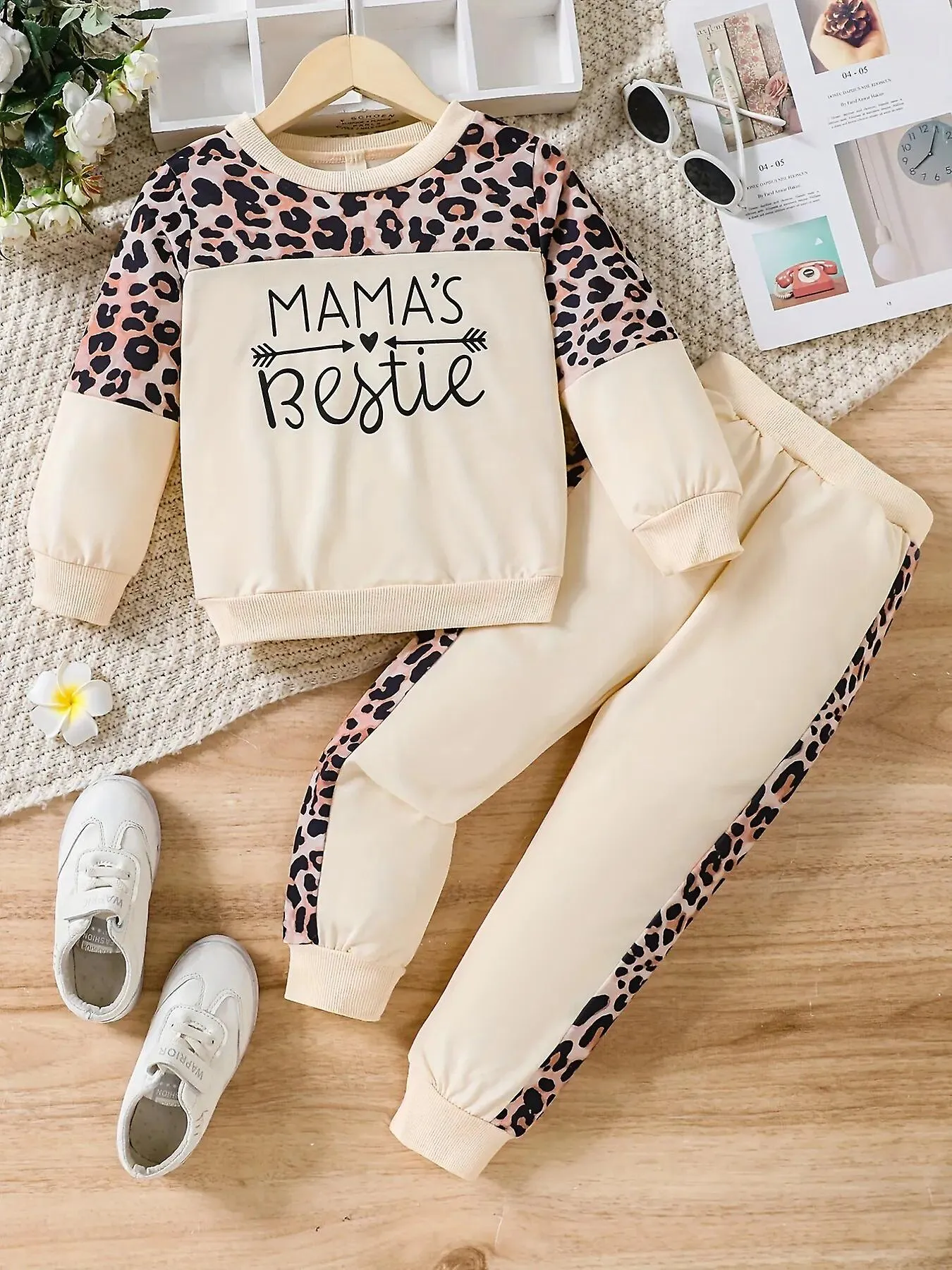 ELEGANTE CONJUNTO DE SUDADERA Y PANTALONES DE PATCHWORK DE LEOPARDO PARA NIñOS  PERFECTO PARA CONJUNTOS DE ATUENDOS DE FALLKIDS