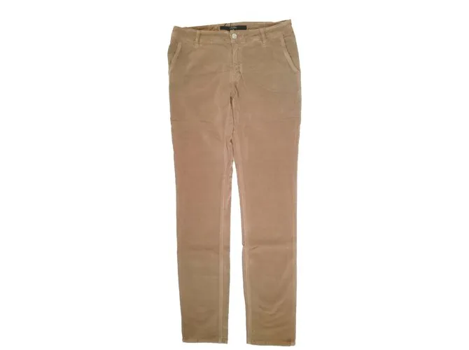Escada Pantalones Beige Marrón claro Caramelo 