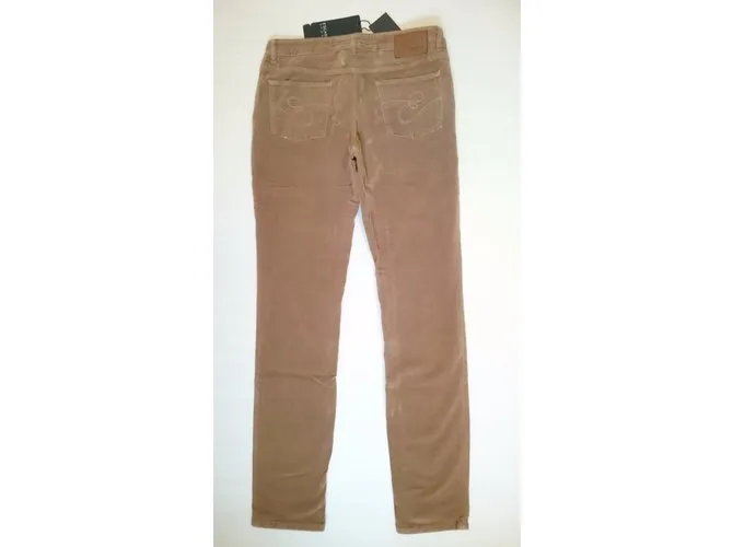 Escada Pantalones Beige Marrón claro Caramelo 
