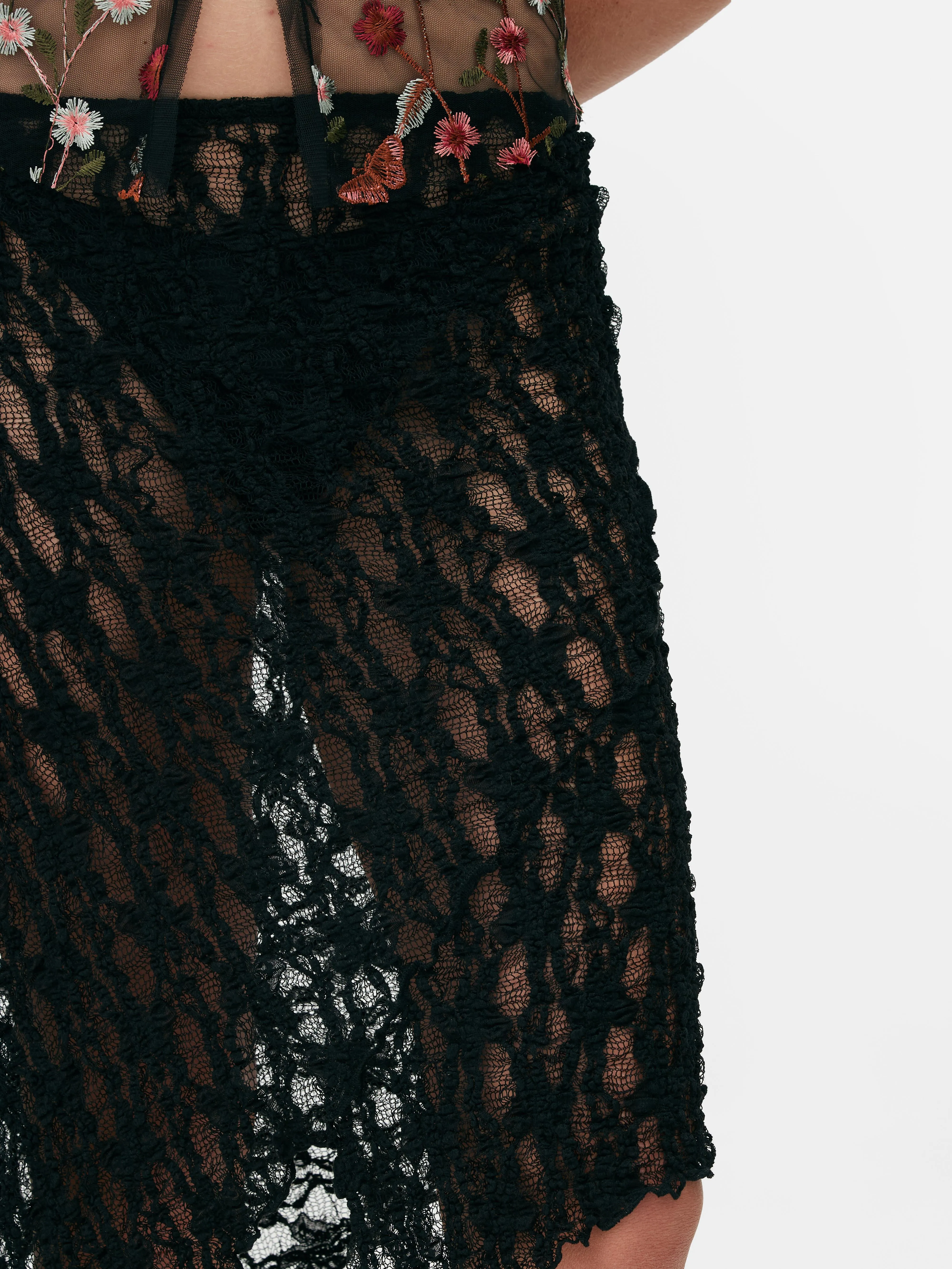 Falda midi a juego con textura de Rita Ora