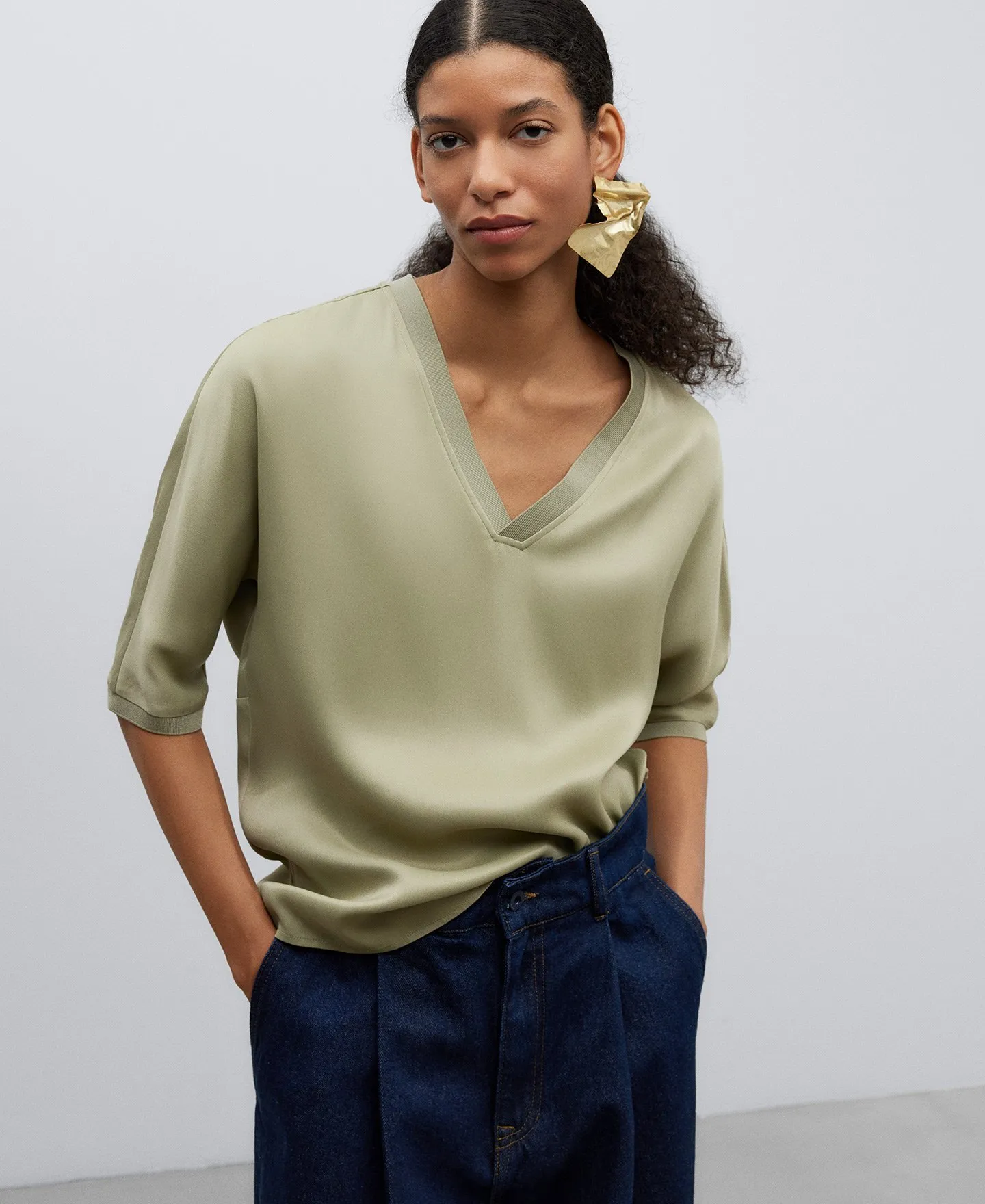 FLUID VNECK BLOUSE WOMAN