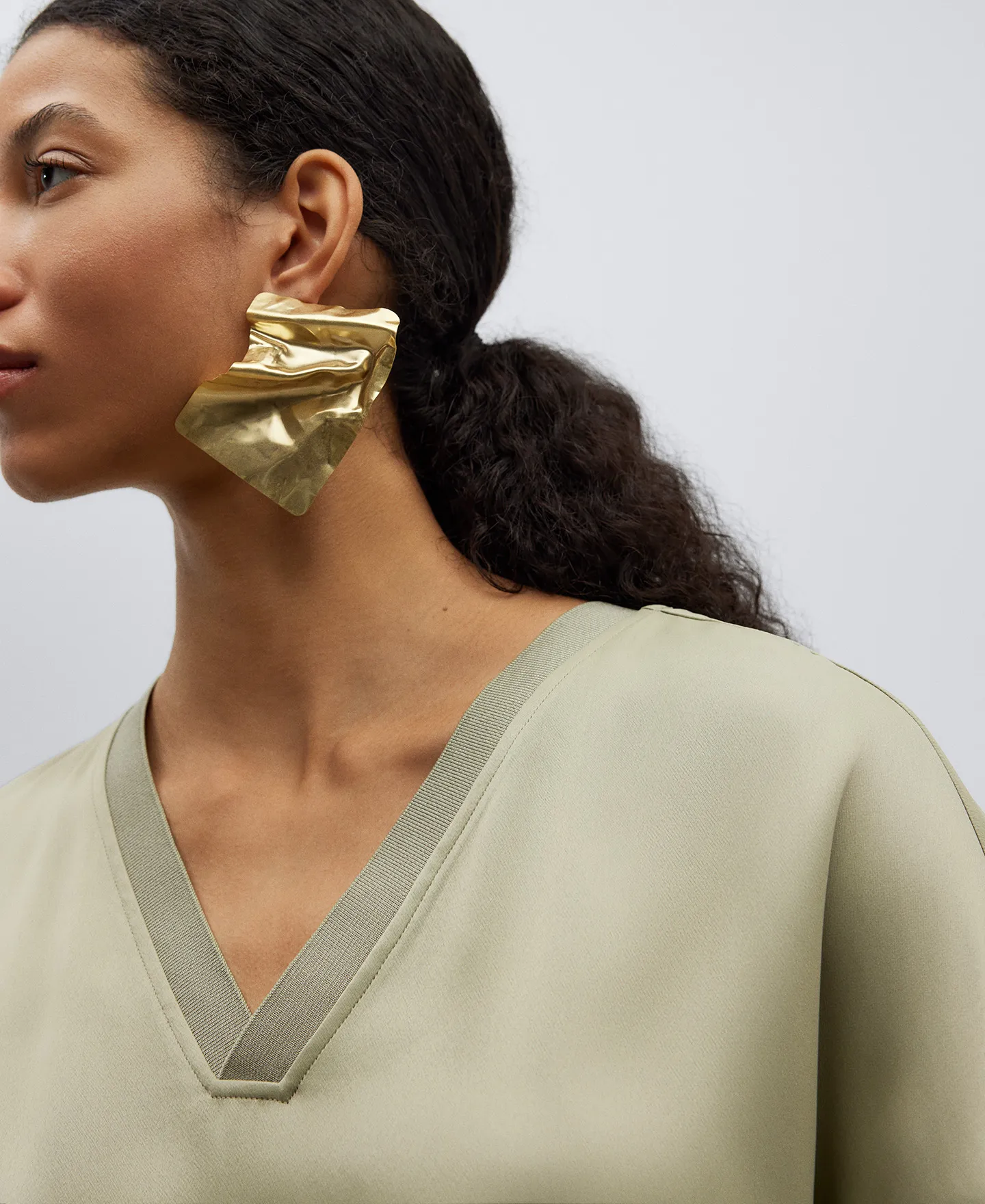 FLUID VNECK BLOUSE WOMAN