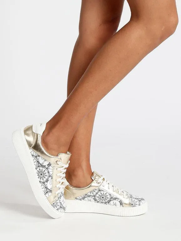 Gattinoni Zapatillas con cordones estampadas