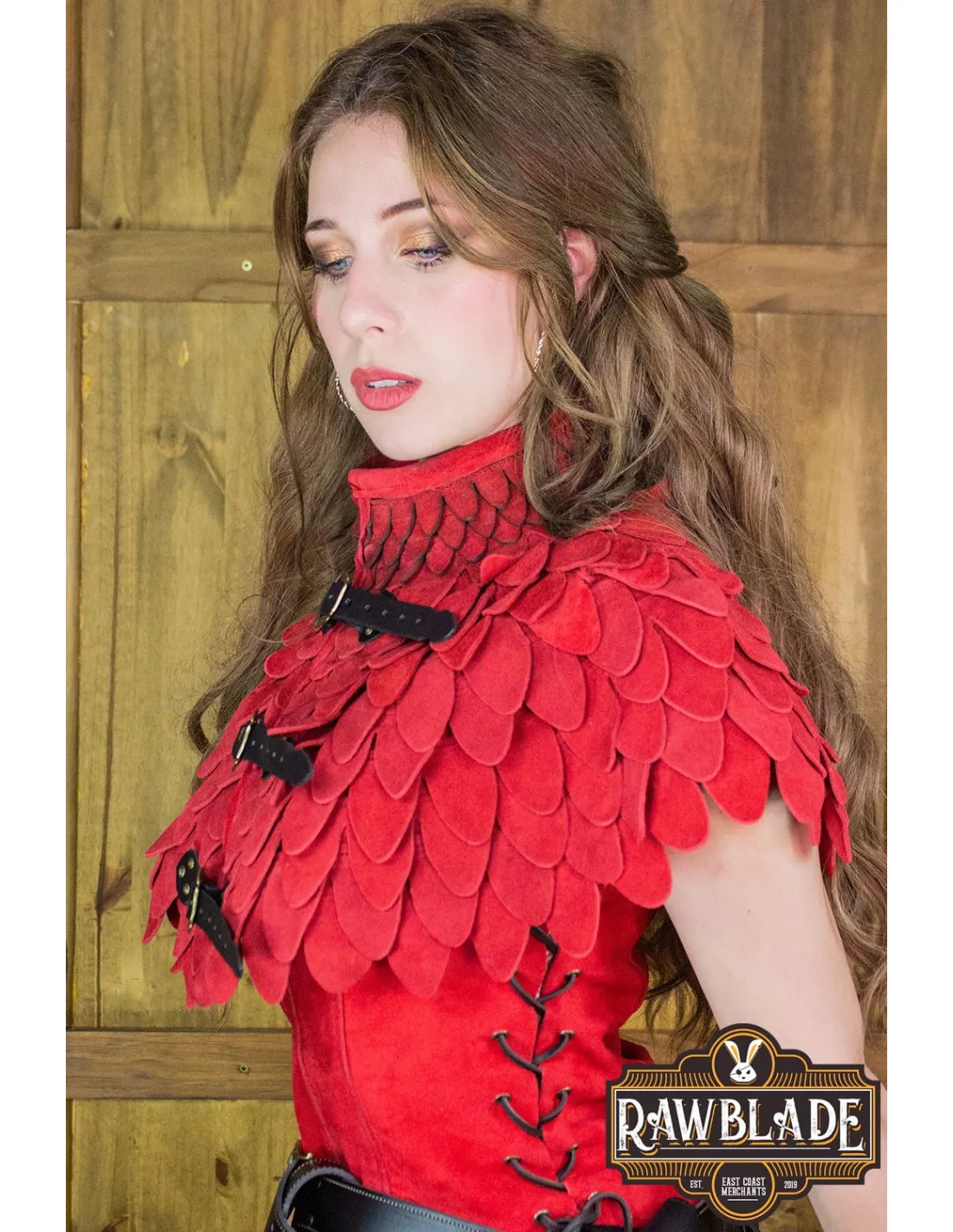 GORJAL DE CUERO CON ESCAMAS MODELO ORIA  ROJO