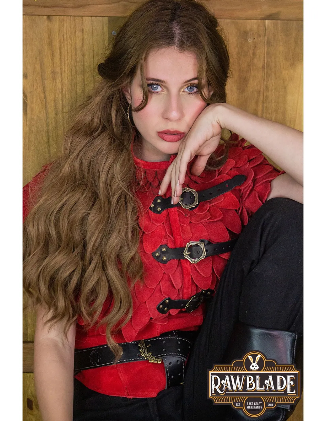 GORJAL DE CUERO CON ESCAMAS MODELO ORIA  ROJO