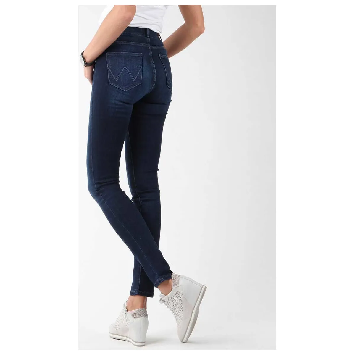 High Rise Skinny Subtle Blue W27HX786N