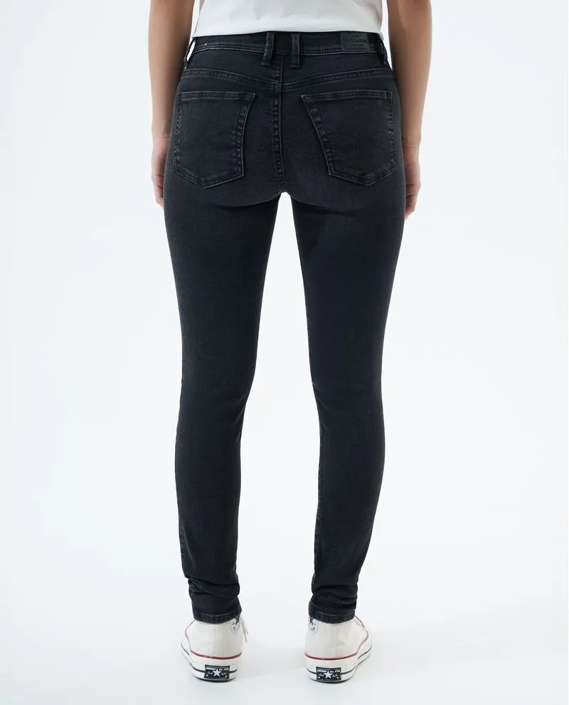 Jean Skinny fit black denim para mujer