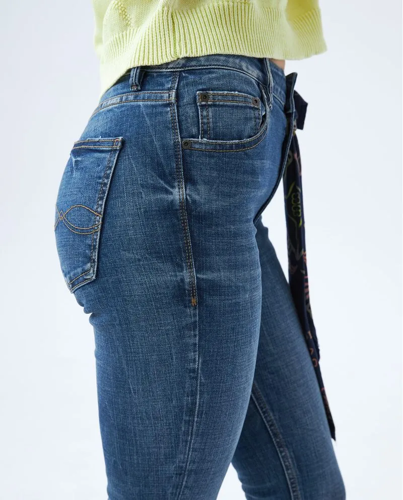 Jean Skinny tono medio para mujer