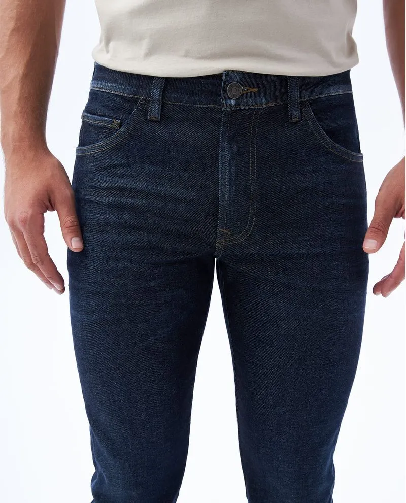 Jean Slim and Straight fit tono oscuro para hombre