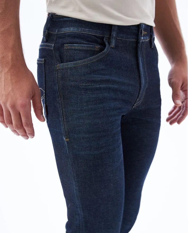 Jean Slim and Straight fit tono oscuro para hombre