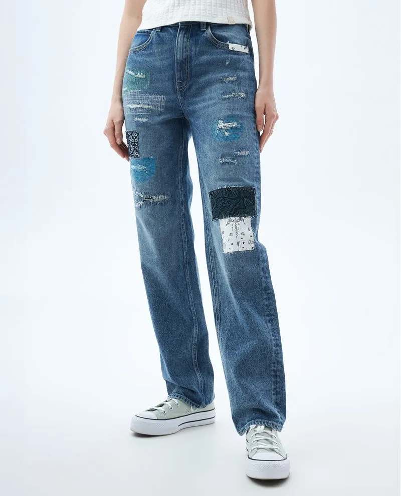 Jean Straight con parche recocidos para mujer
