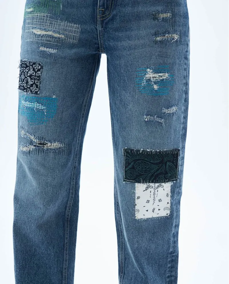 Jean Straight con parche recocidos para mujer