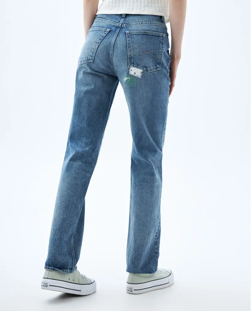 Jean Straight con parche recocidos para mujer