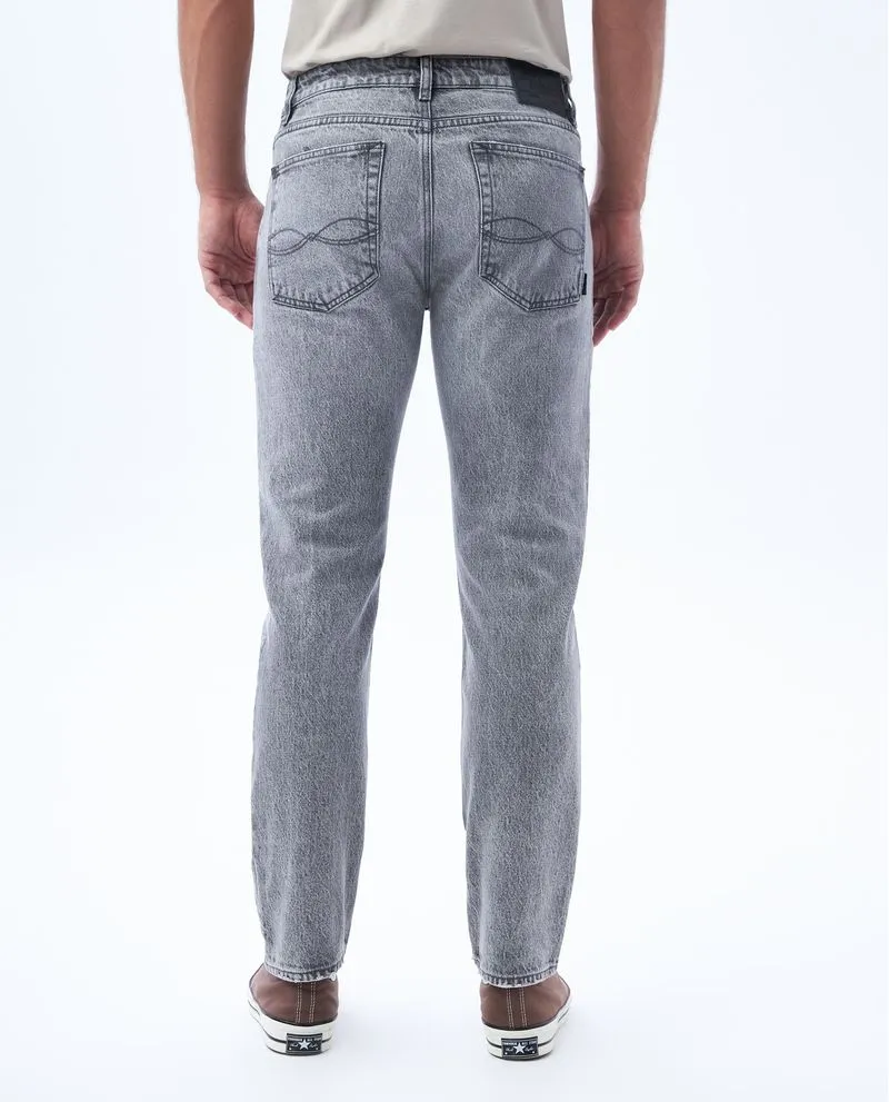 Jean Straight fit tono gris para hombre