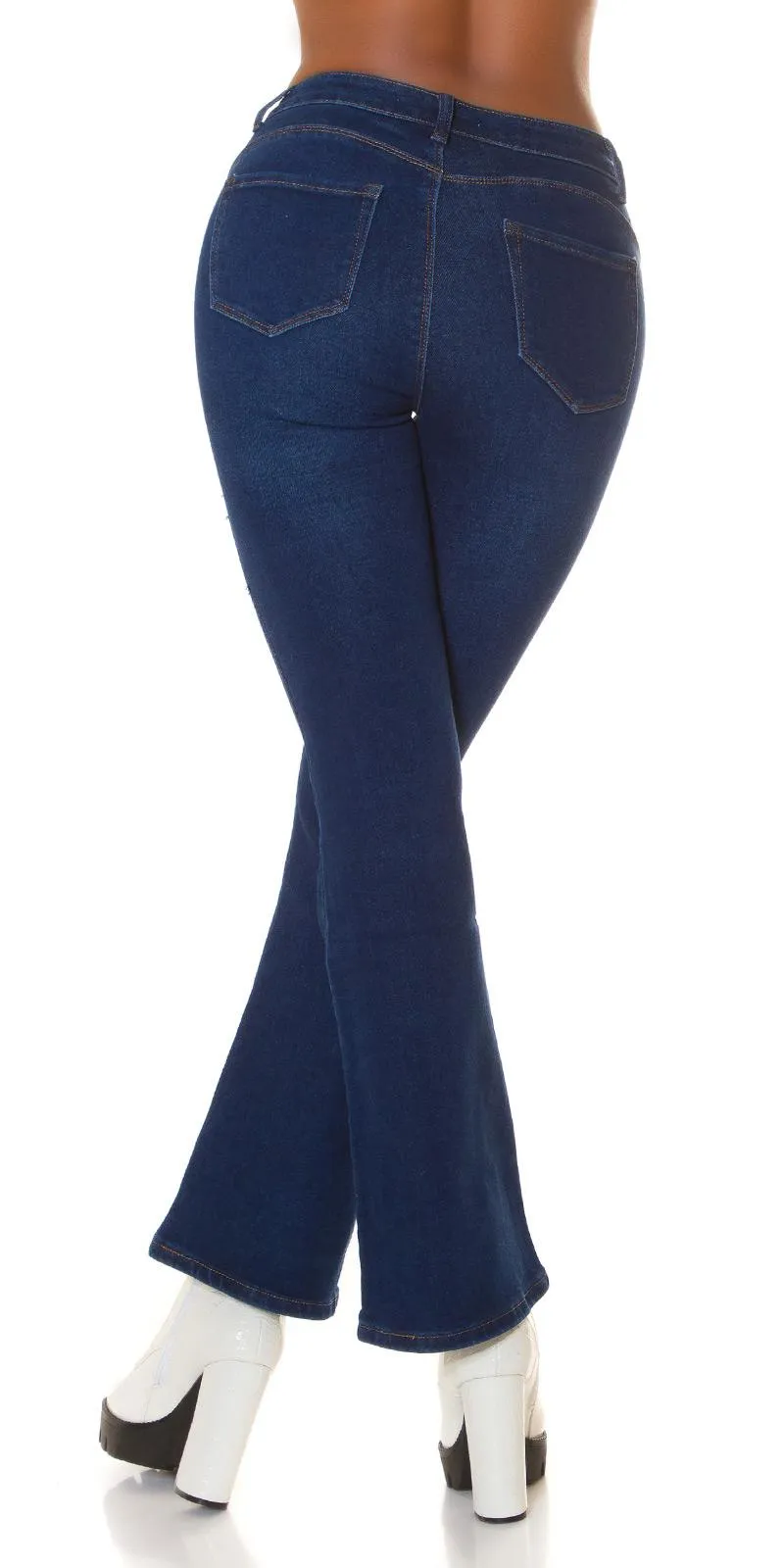 Jeans Push up acampanado de mujer