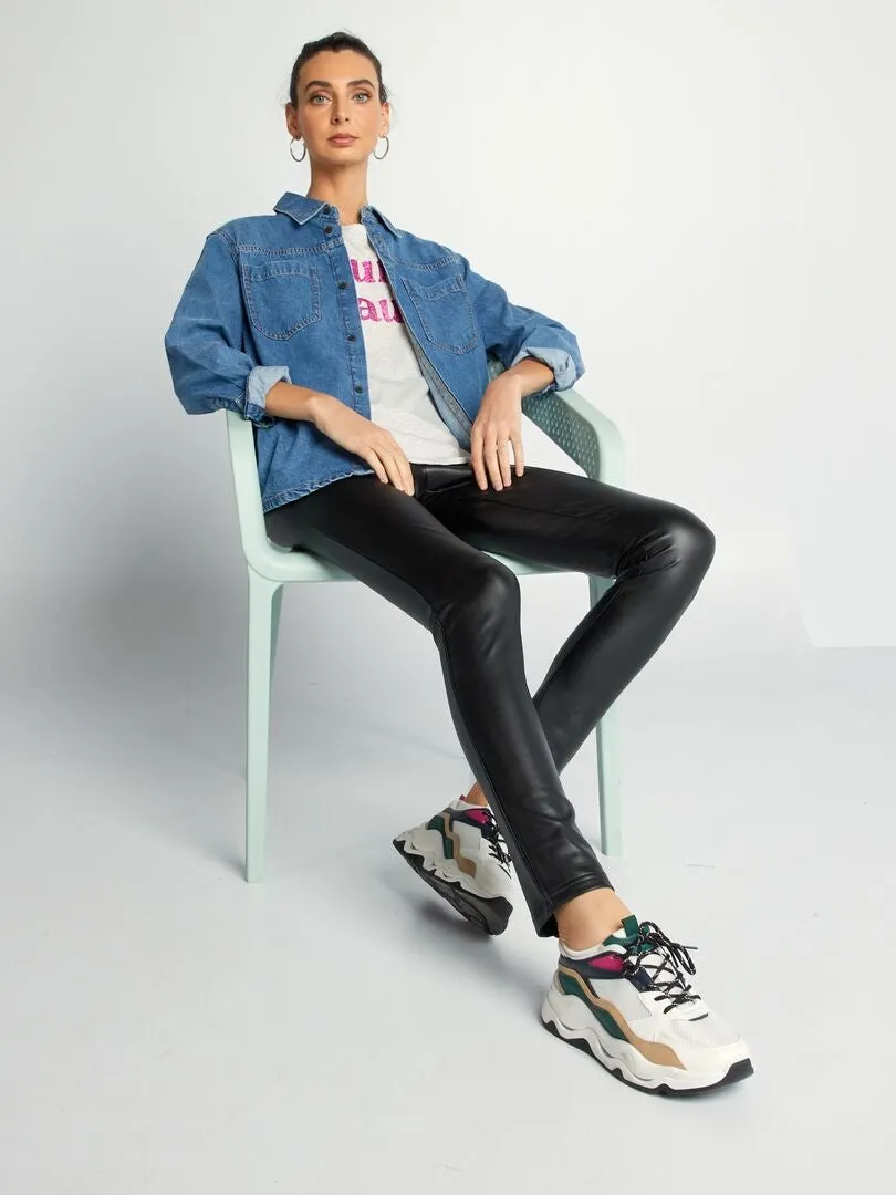 LEGGING DE MATERIAL SINTéTICO TIRO ALTO  NEGRO