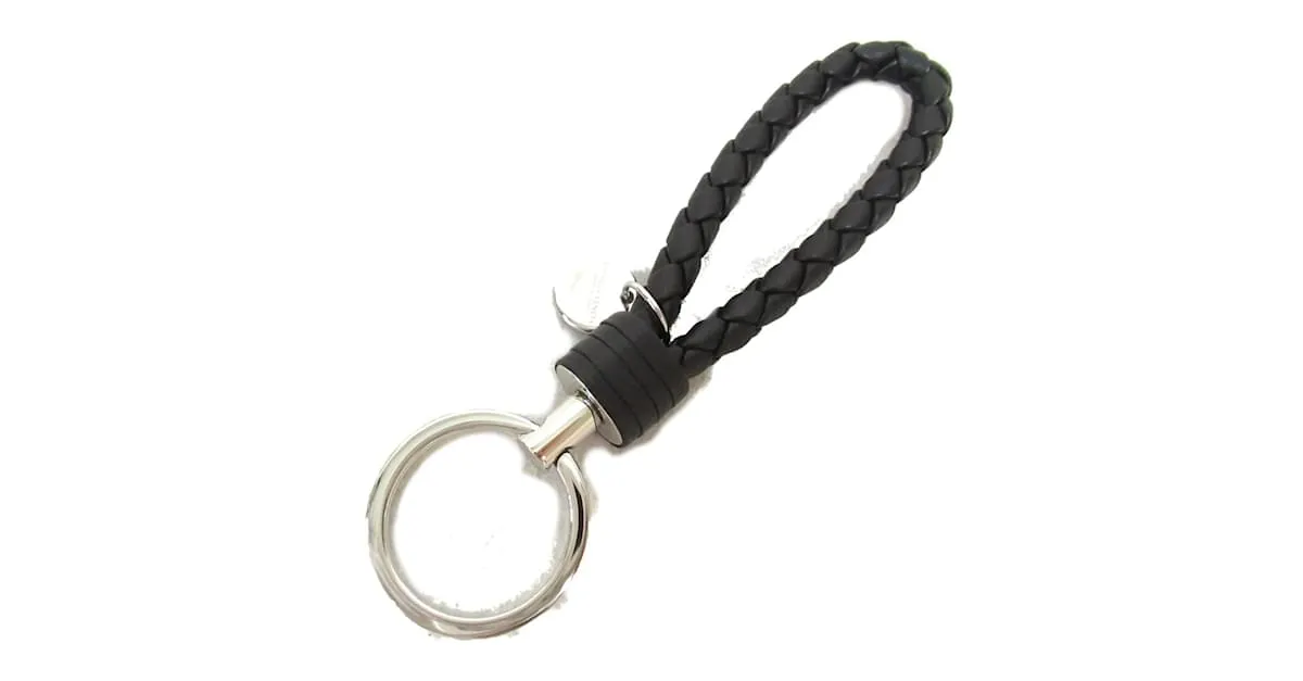 Llavero de cuero negro Bottega Veneta 