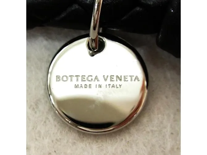 Llavero de cuero negro Bottega Veneta 